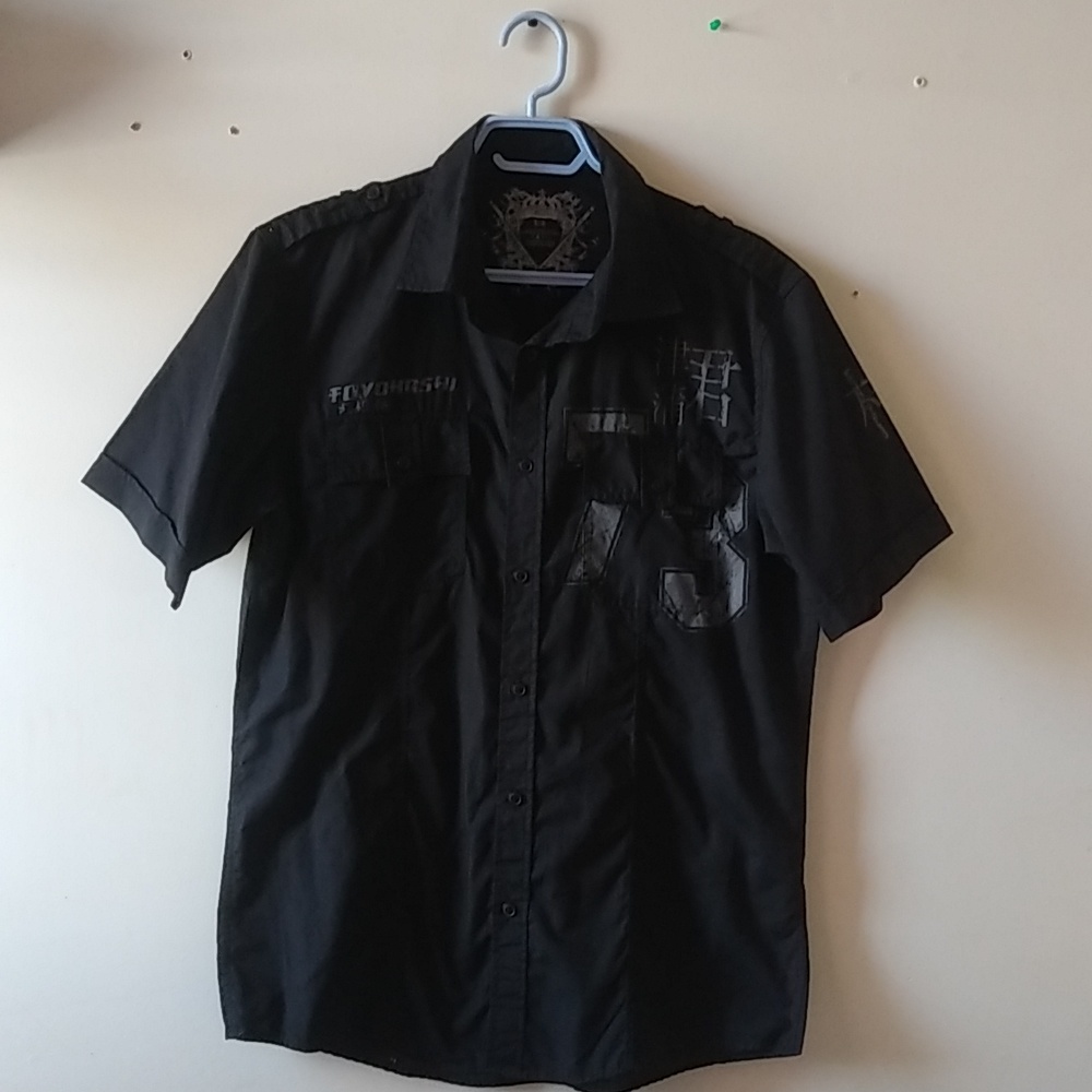 Shirt - Picture 1 of 4
